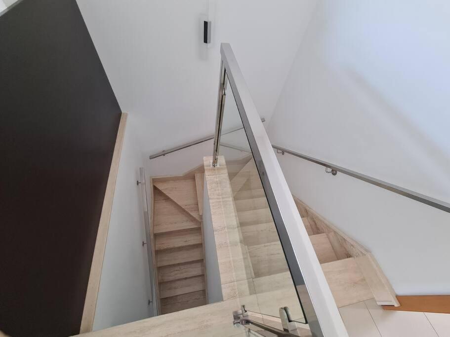 2 Bedroom Seafront Duplex Penthouse In The Heart Of Spinola Bay Saint Julian's Exterior foto